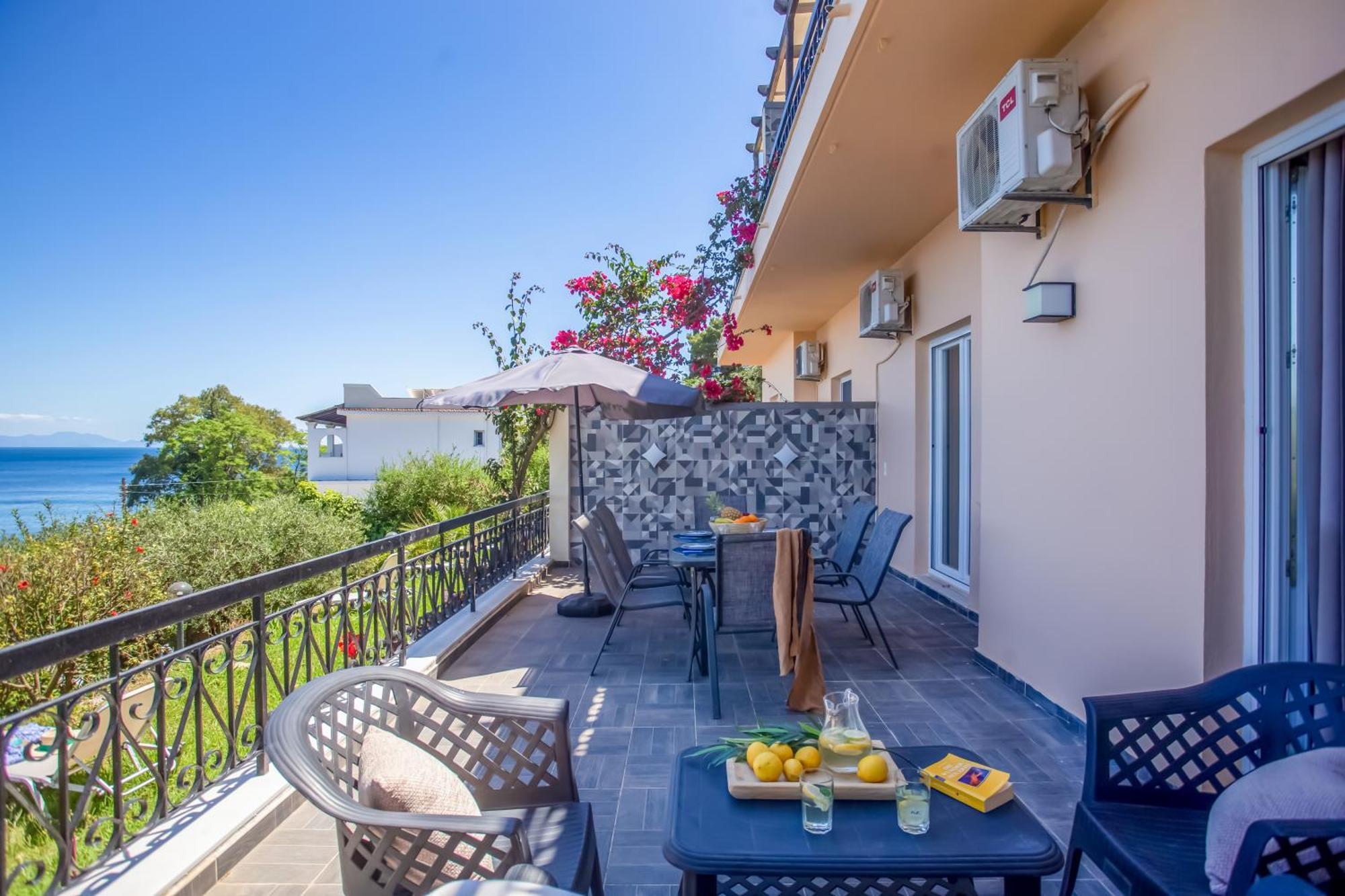 Ferienwohnung Ionian Kaizer Boutique Achílleion Exterior foto