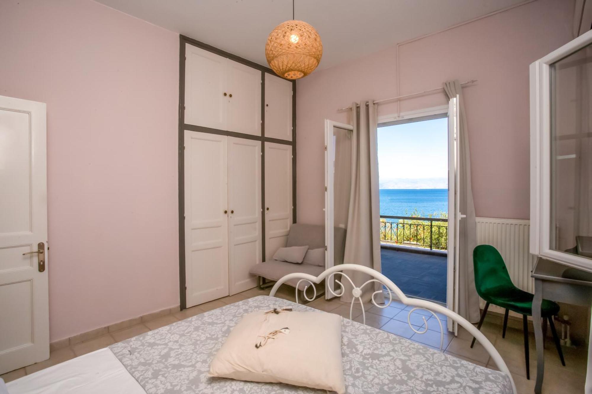 Ferienwohnung Ionian Kaizer Boutique Achílleion Exterior foto